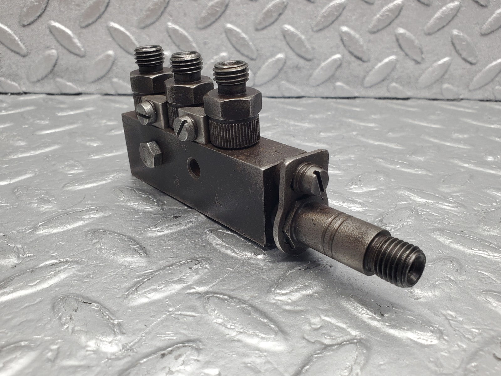 W112 injection distributor block used OEM