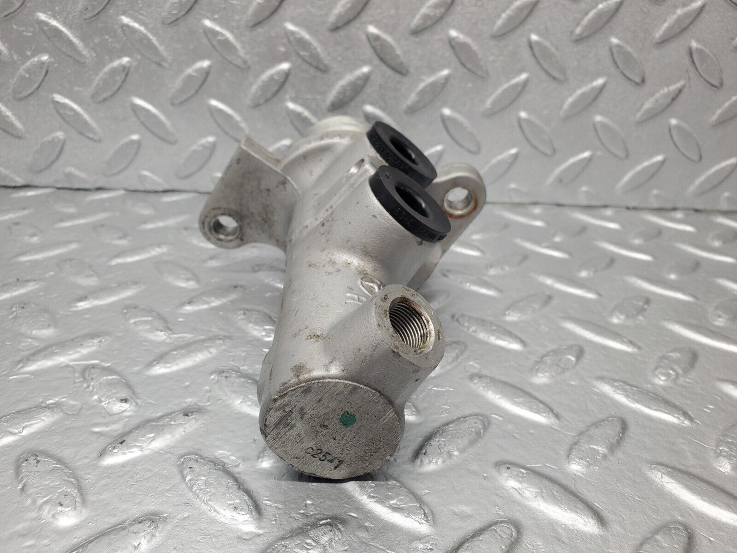 47019 Mercedes-Benz R129 320SL Coupe Brake Master Cylinder Lucas