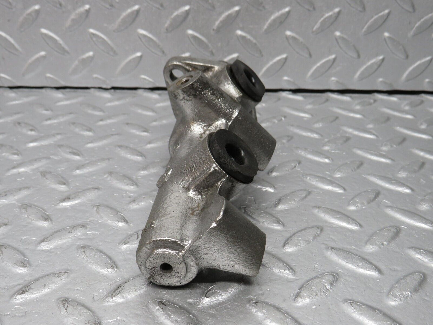 39199 Mercedes-Benz R107 500SL Brake Master Cylinder ATE