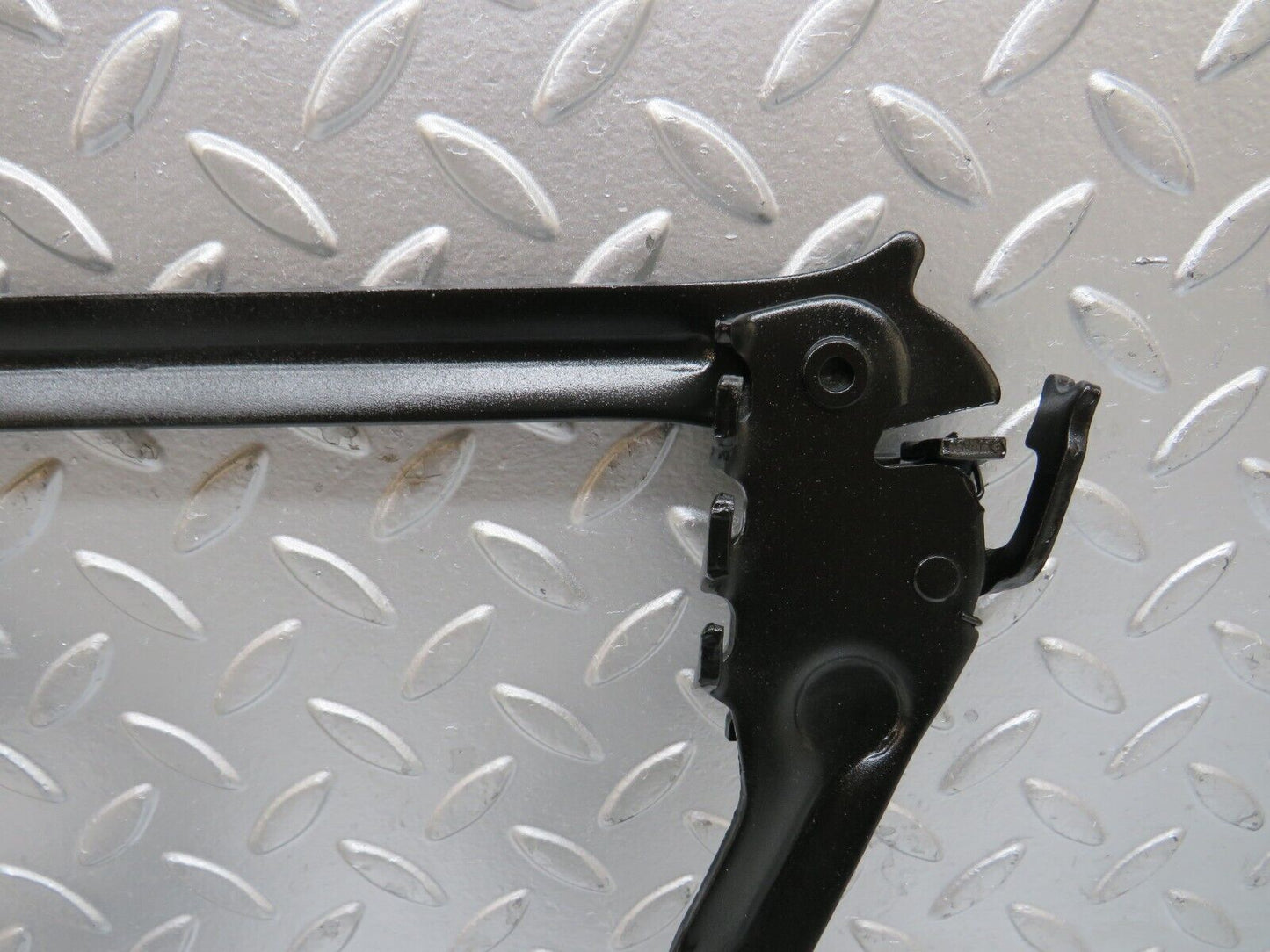 27914 Mercedes-Benz W123 280E Bonnet Hinge Right Side