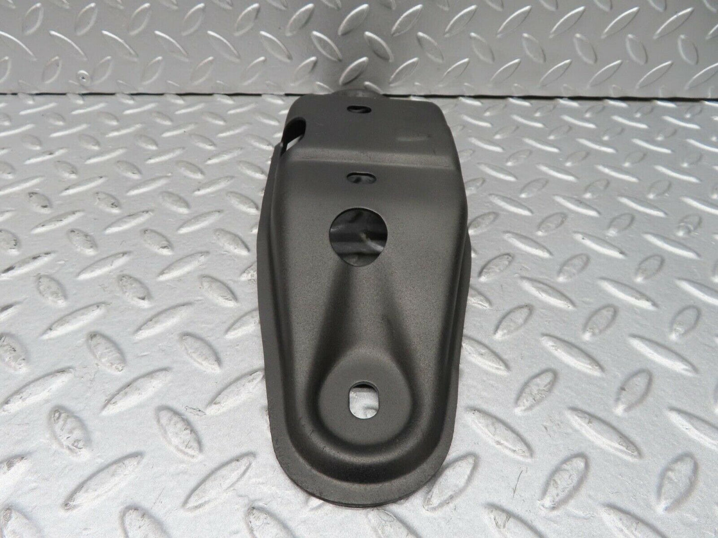 14616 Mercedes-Benz W201 190E Gearbox Bracket