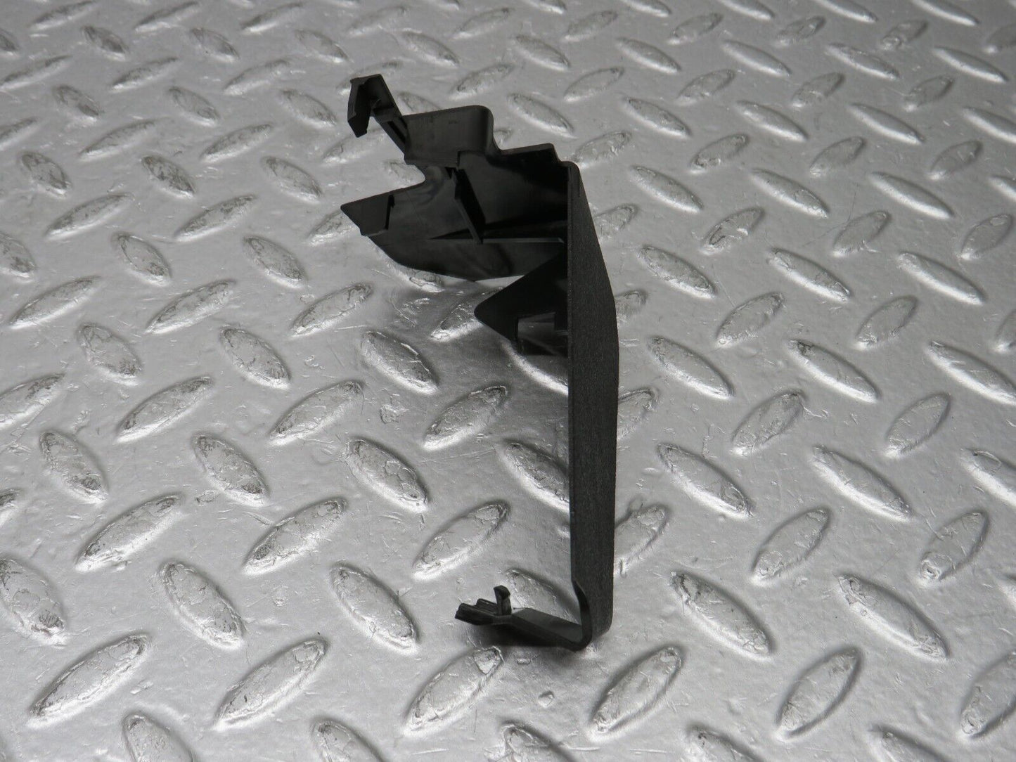 38004 Mercedes-Benz A124 320E Cabriolet Front Seat Cover Trim Right Black 1249192020
