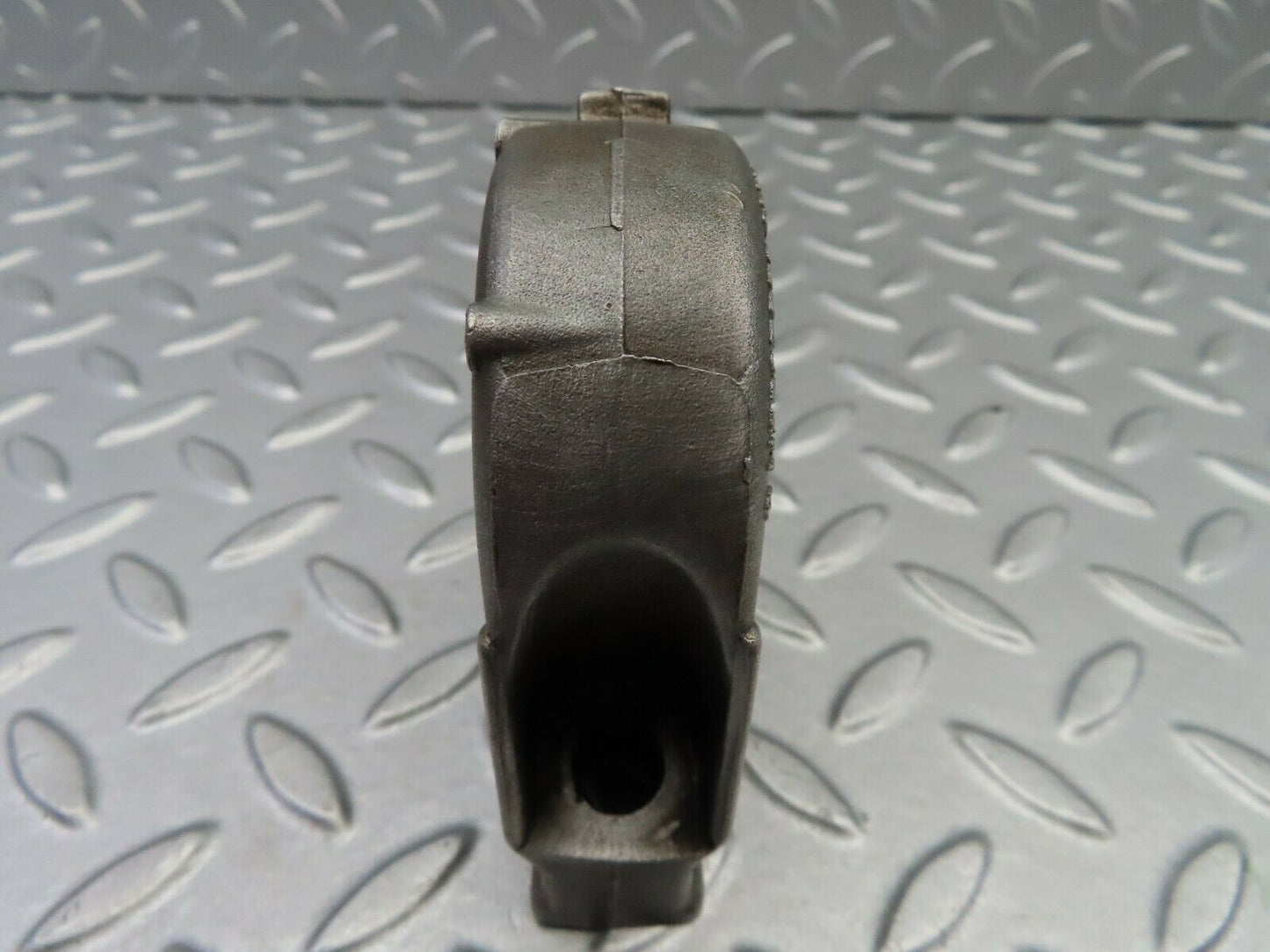 6275 Mercedes-Benz W126 380SE Camshaft Bearing Tower 1160514612