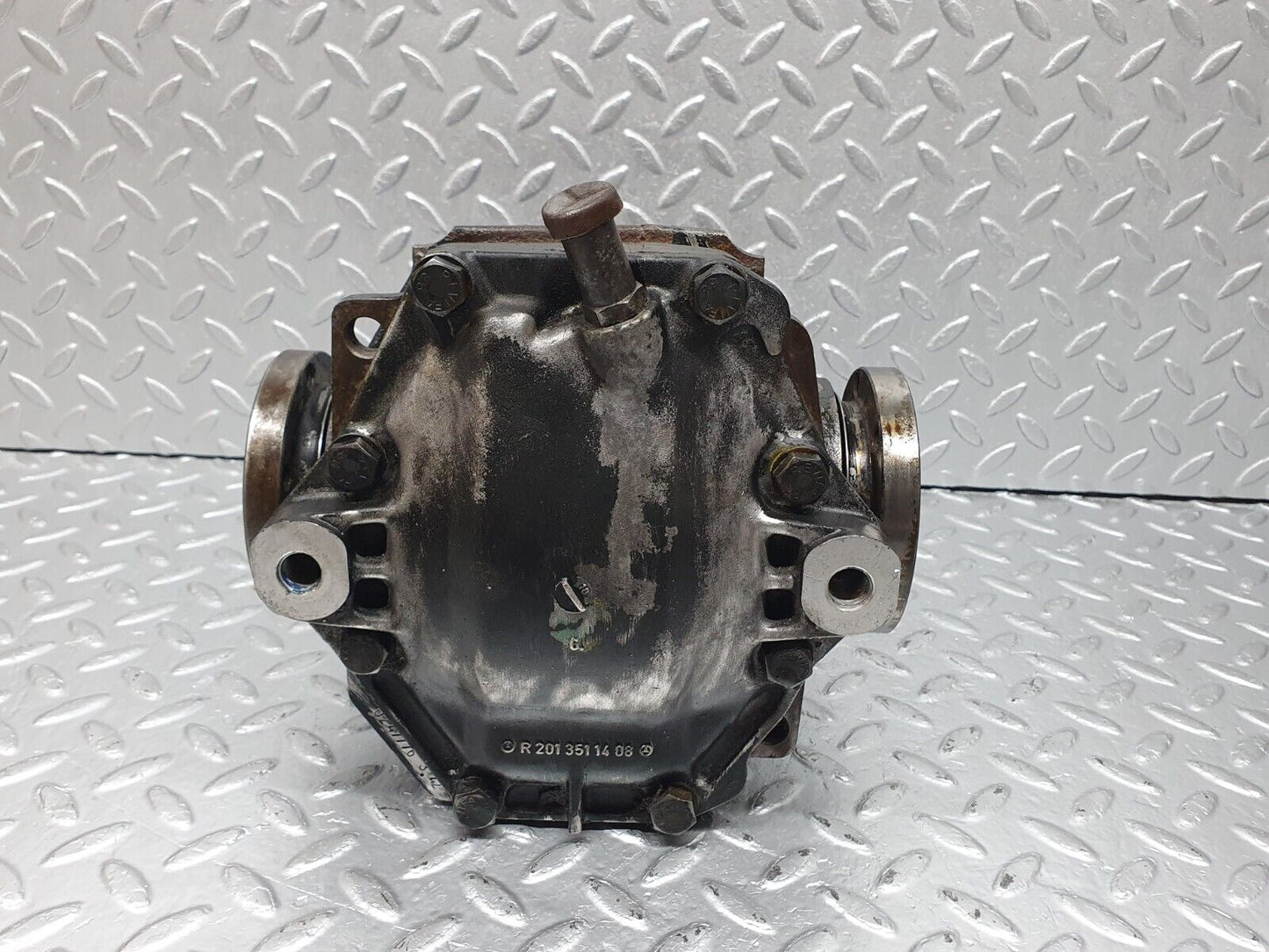 41730 Mercedes-Benz W124 200E Rear Axle Differential Ratio 3.42 2013511401