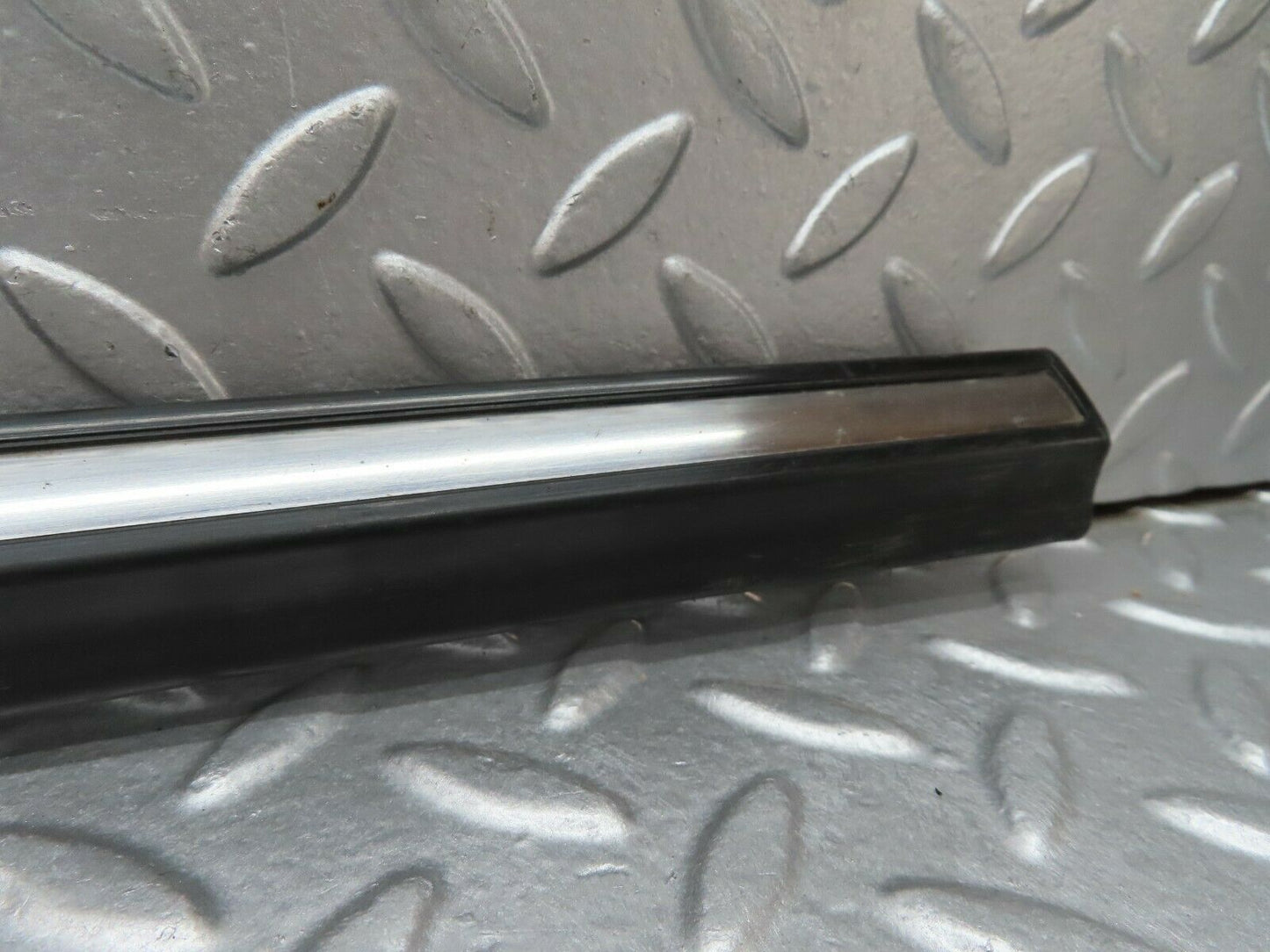 18003 Mercedes-Benz W123 200 Front Left Door Lower Trim