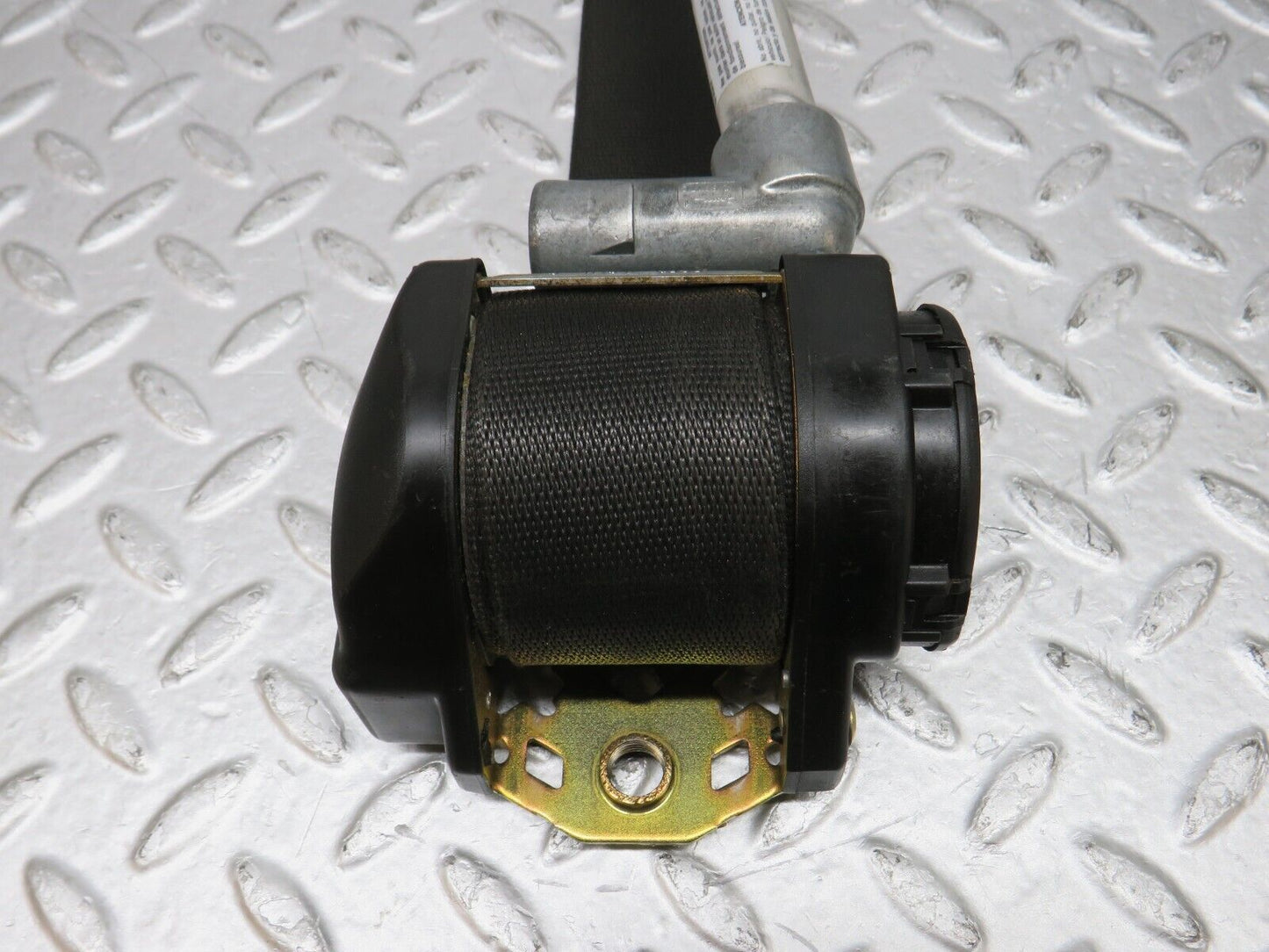 36317 Mercedes-Benz W126 420SE Front Right Seat Belt 1268604086 1268680011