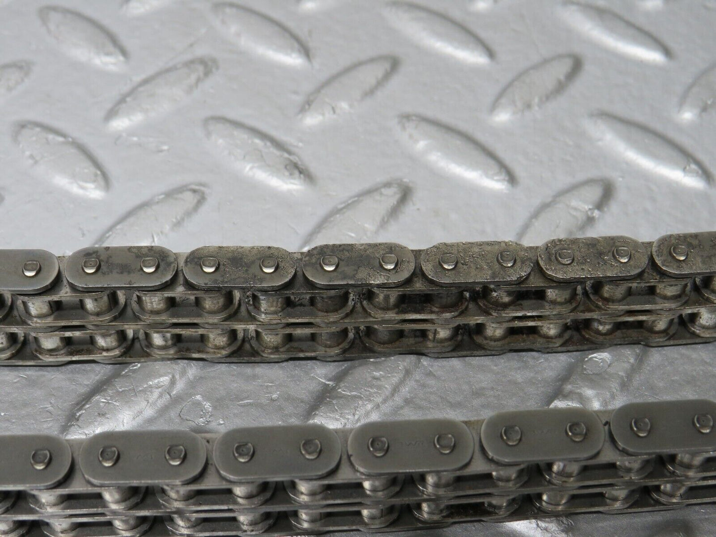32791 Mercedes-Benz C107 R107 350 V8 Timing Chain