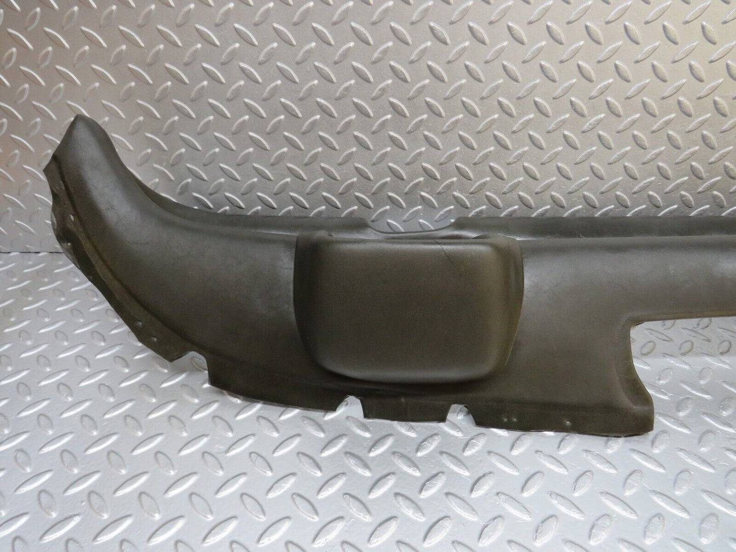 40344 Mercedes-Benz W110 230 Dashboard Black