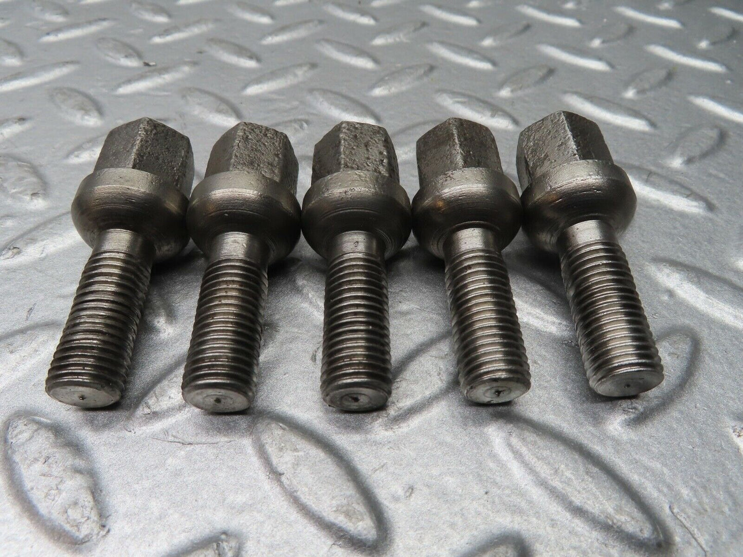 20526 Mercedes-Benz 5x Alloy Wheel Lug Bolt M12x1.5