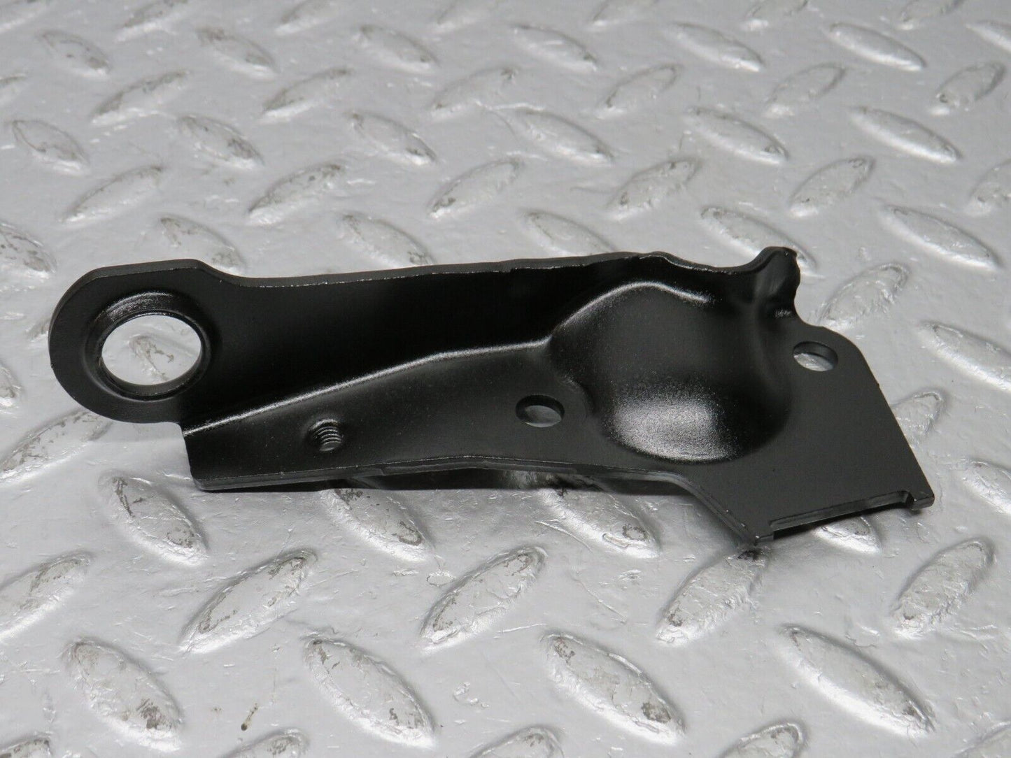 39731 Mercedes-Benz R129 320SL Coupe Engine Lifting Eyes Hooks