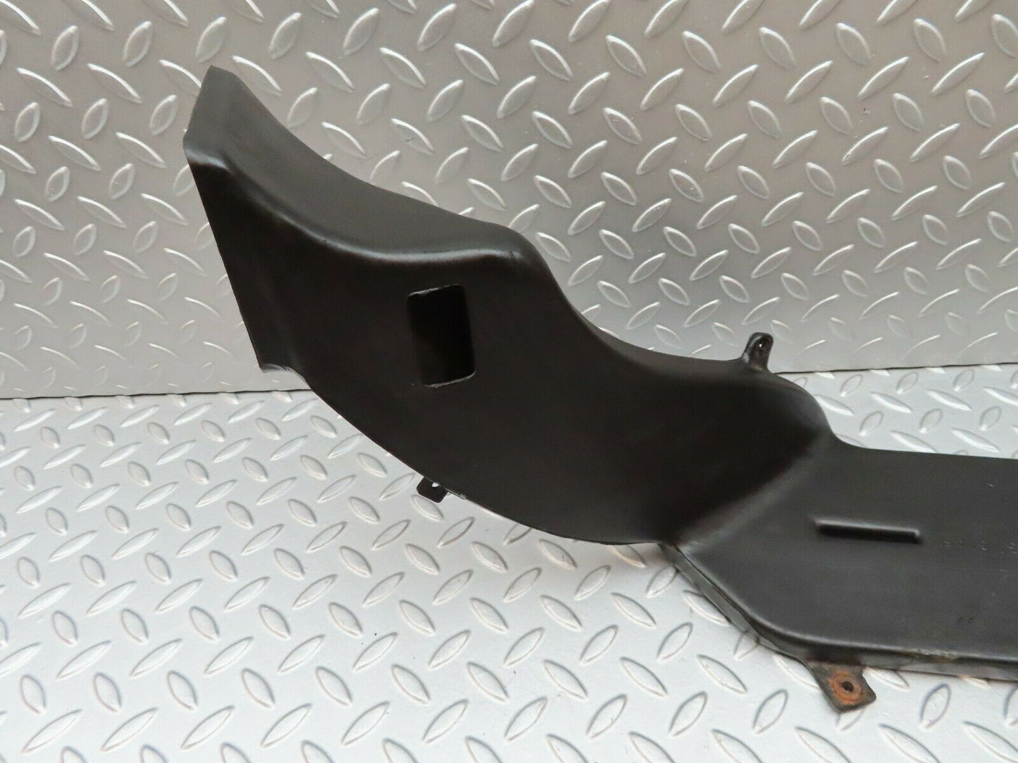 4605 Mercedes-Benz W114 280CE Coupe Air Duct Heater Ventilation L 1158310145