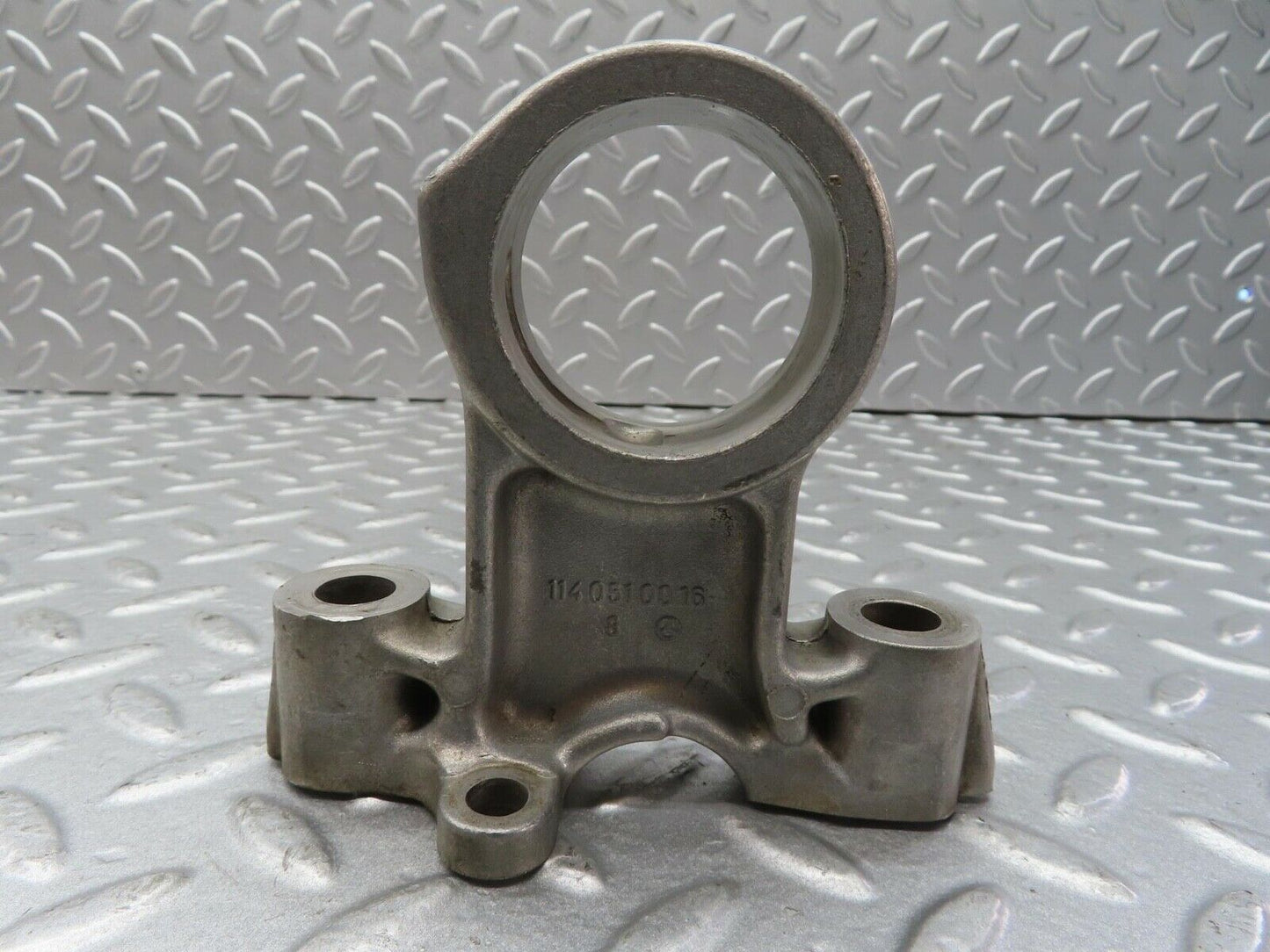 13361 Mercedes-Benz W111 230S Camshaft Tower Bearing 1140510016