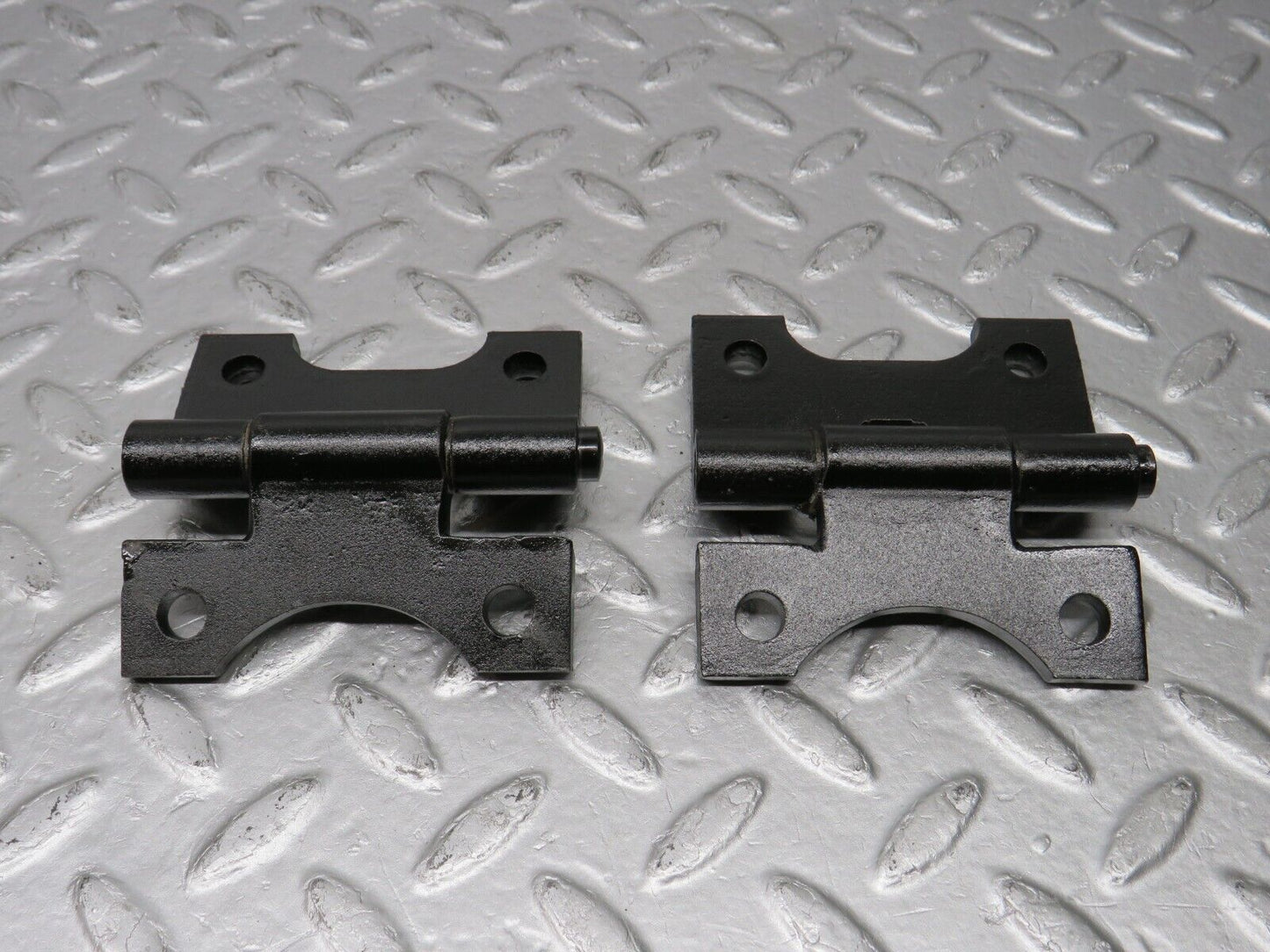39235 Mercedes-Benz R107 500SL Door Hinge Left Side