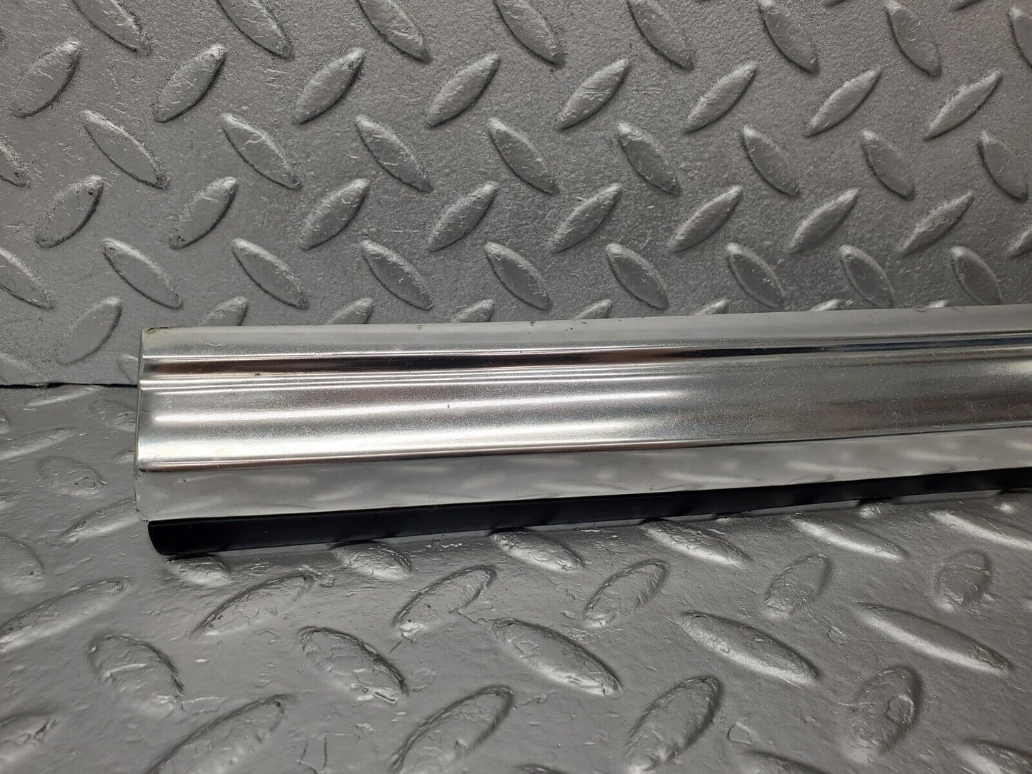 46558 Mercedes-Benz C123 280CE Coupe Roof Chrome Moulding Trim Left Side