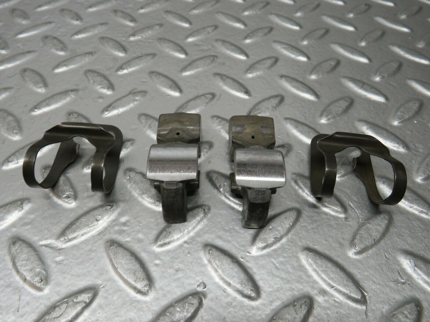 23574 Mercedes-Benz W114 280E Valve Rocker Arm With Retaining Spring