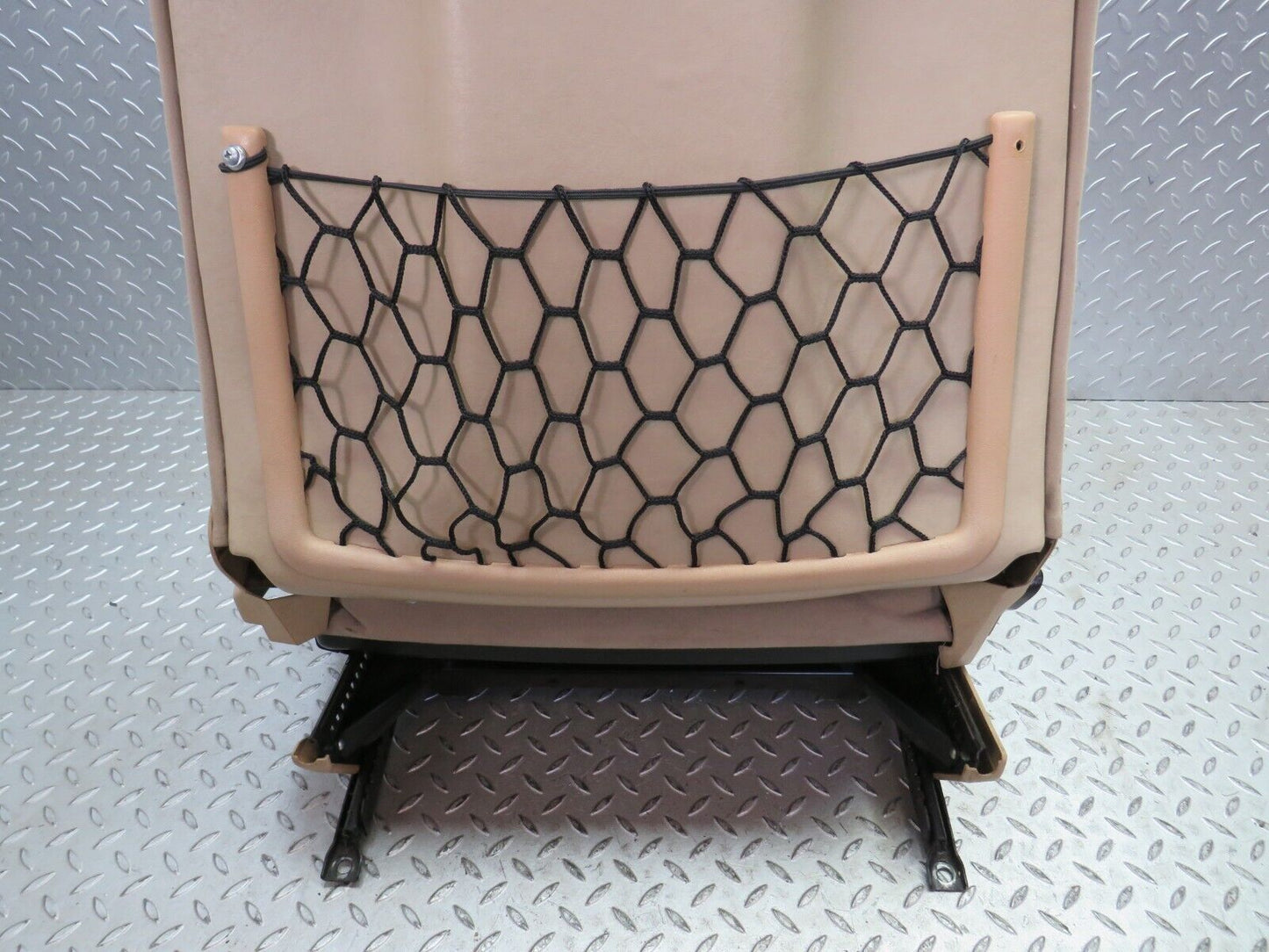 34232 Mercedes-Benz W124 260E Front Right Driver Seat Beige 1249101050