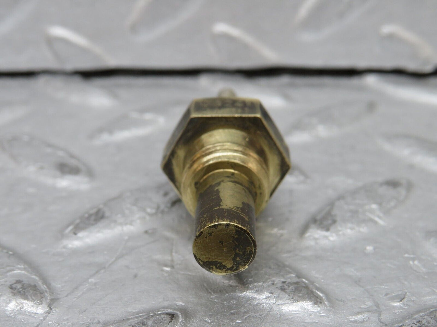 37144 Mercedes-Benz C126 420SEC Coupe Coolant Temperature Sensor 0824121001 005542617