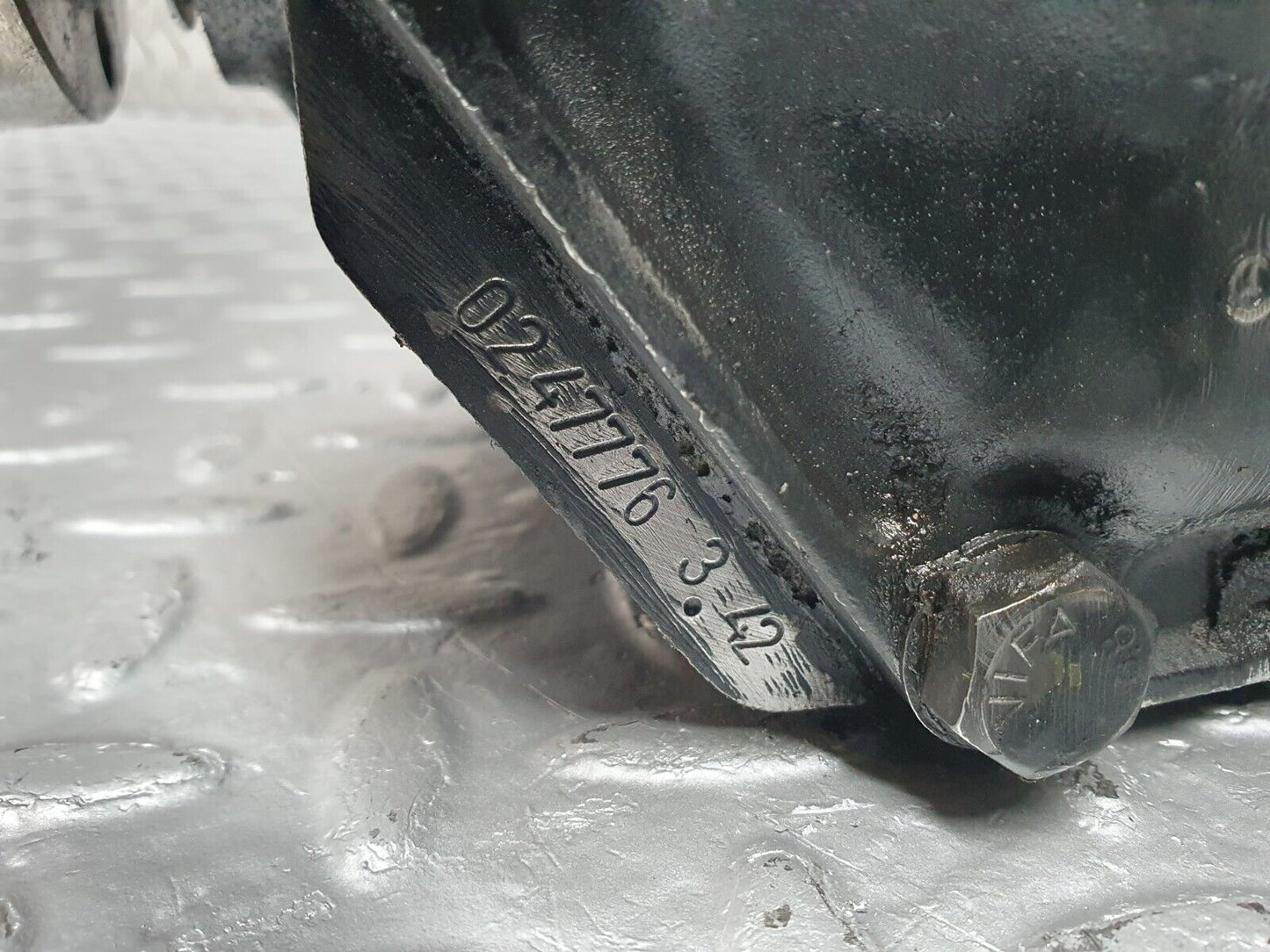 41730 Mercedes-Benz W124 200E Rear Axle Differential Ratio 3.42 2013511401