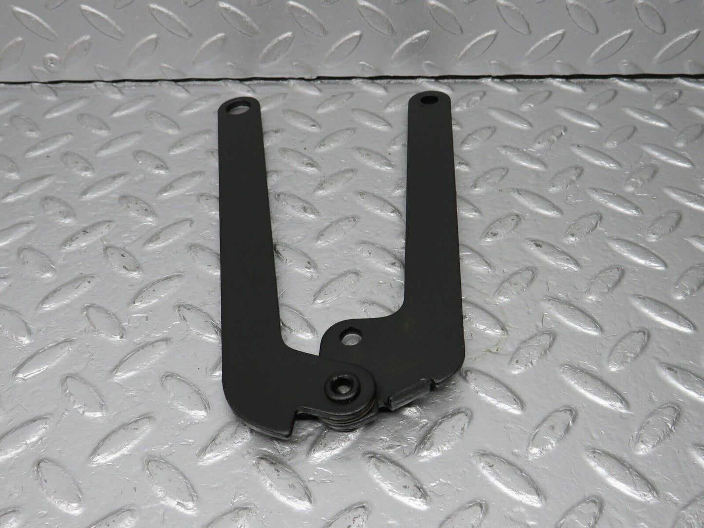 40404 Mercedes-Benz W110 230 Bonnet Hinge Right Side