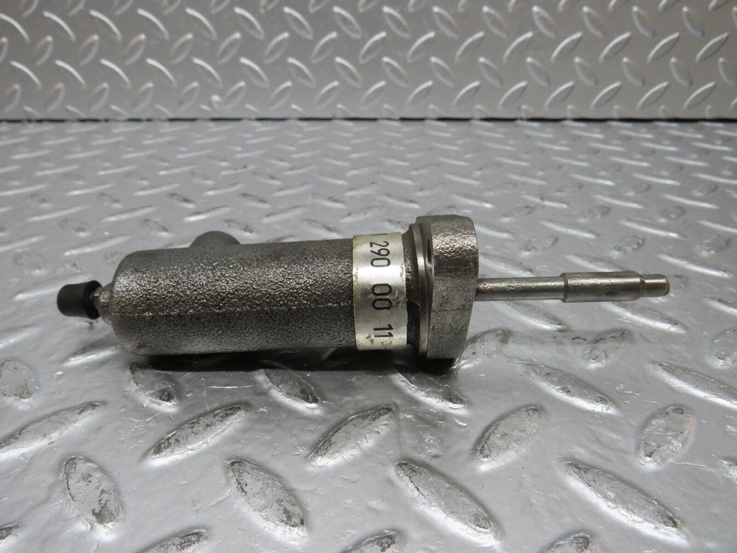 30615 Mercedes-Benz W201 190E 2.0L Clutch Slave Cylinder Fag 2012900011