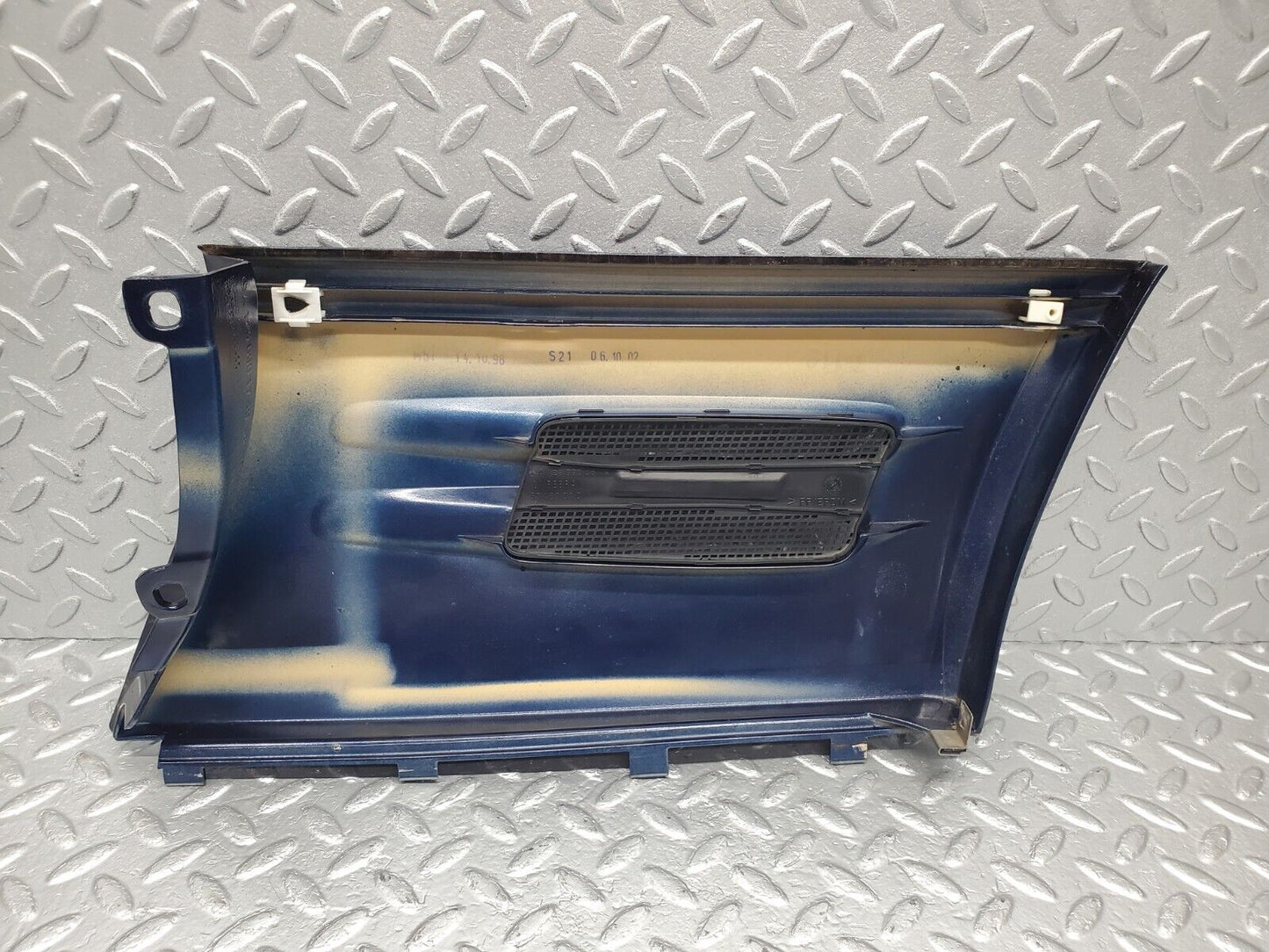 46738 Mercedes-Benz R129 320SL Coupe Front Left Fender Moulding Trim 1296901740 1296900374