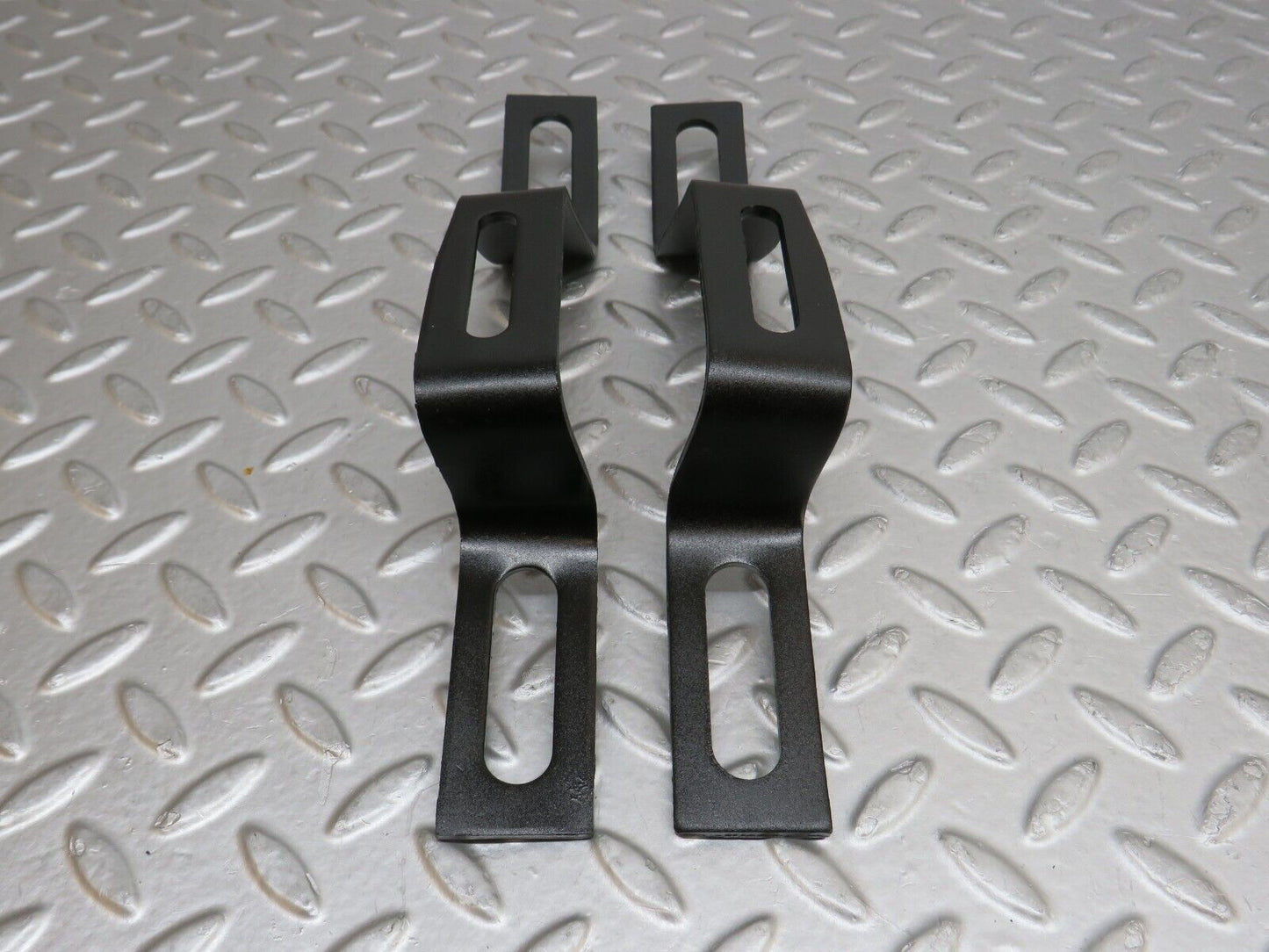 35682 Mercedes-Benz R107 280SL Front Bumper Bracket