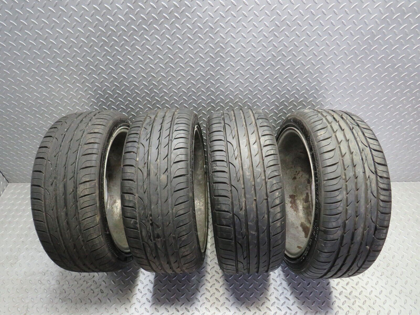 38667 Mercedes-Benz R129 Alloy Wheel Set 18x8J ET35