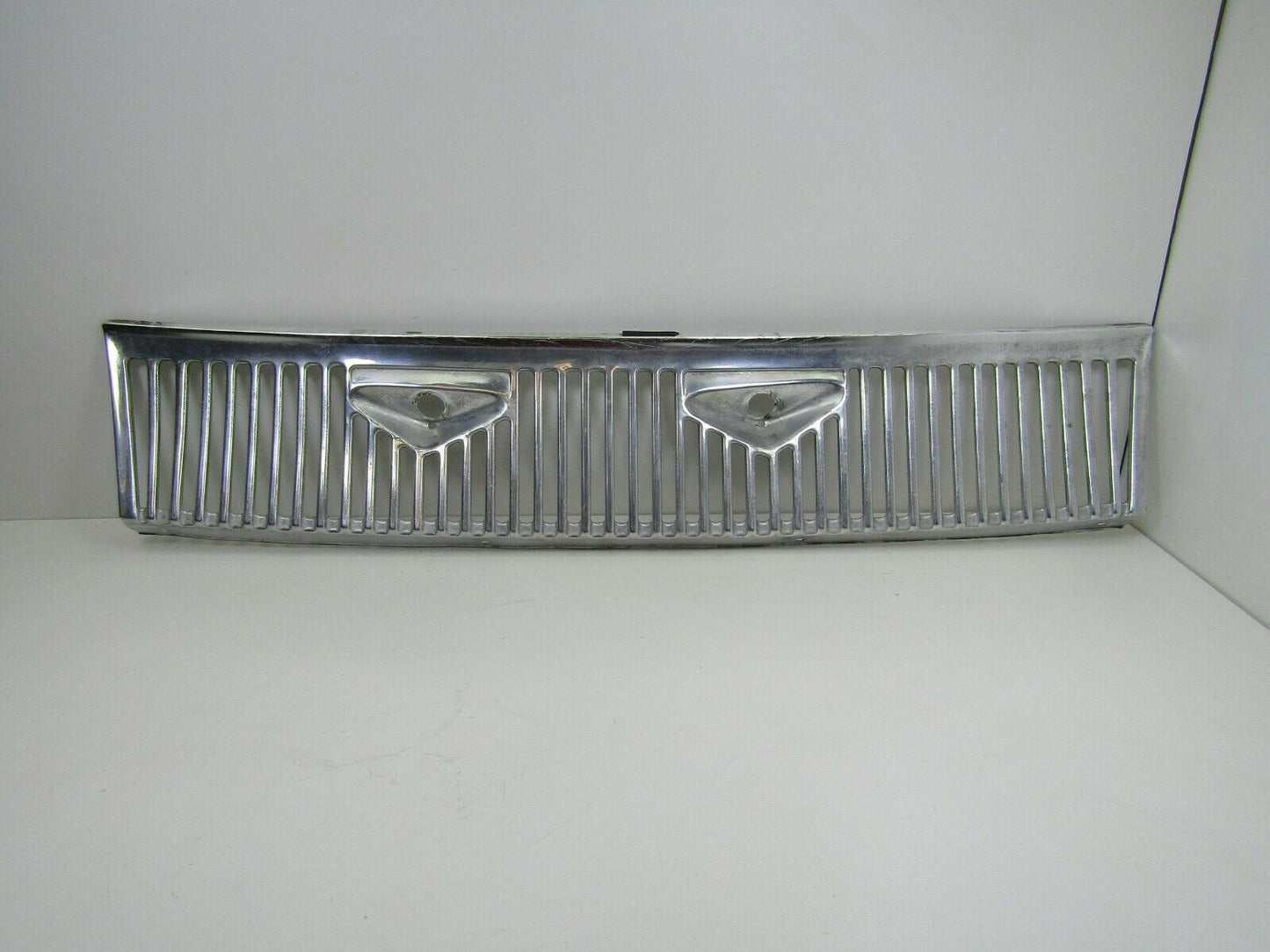 2115 Mercedes-Benz W116 350SE Chrome Air Vent Wiper Cover Grille