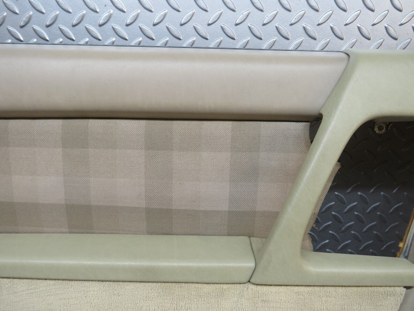 38288 Mercedes-Benz R129 280SL Coupe Left Door Card Beige