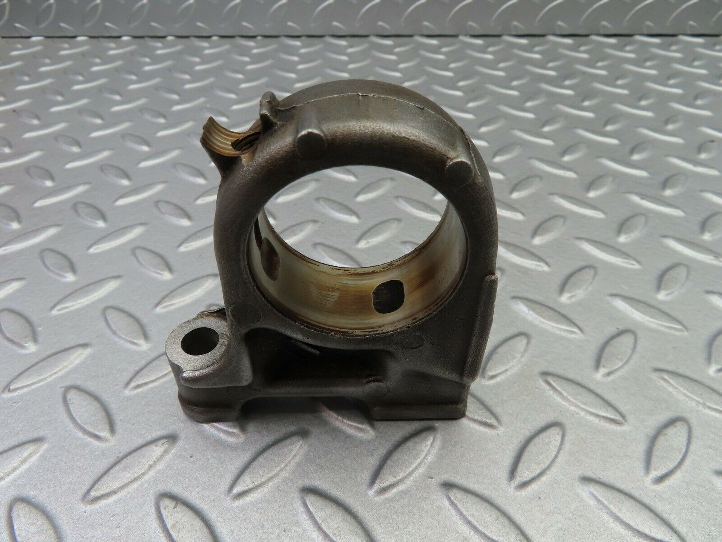 6297 Mercedes-Benz W126 380SE Camshaft Bearing Tower 1160514612