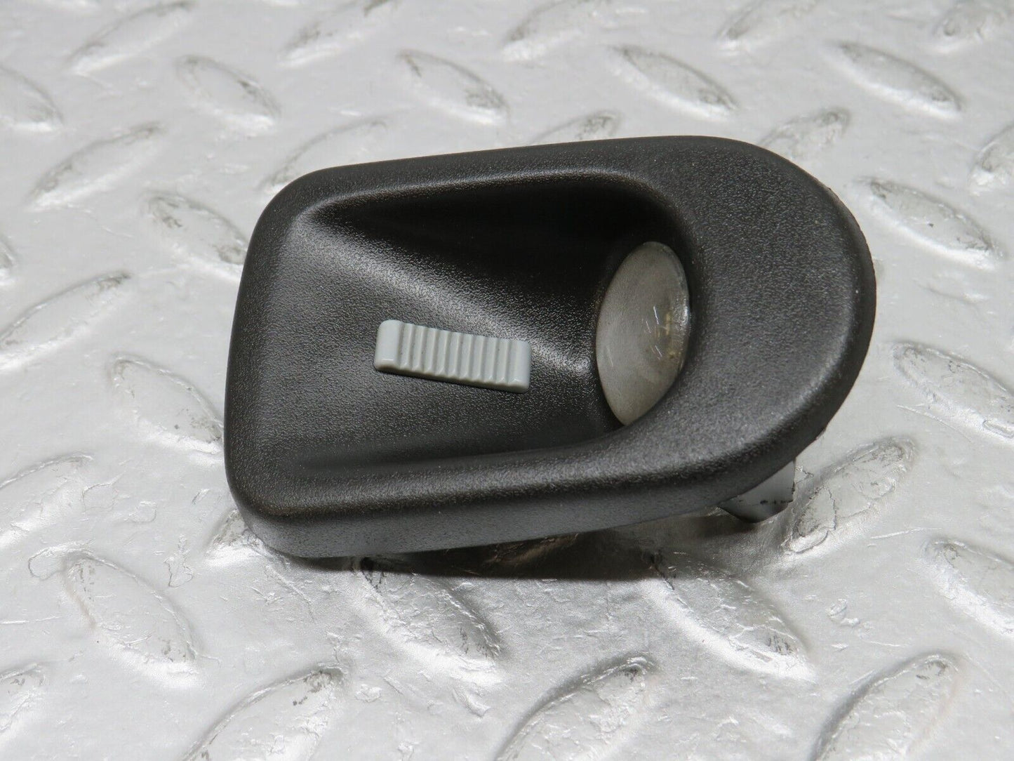 36078 Mercedes-Benz W126 420SE Rear Left Interior Light 1268200301