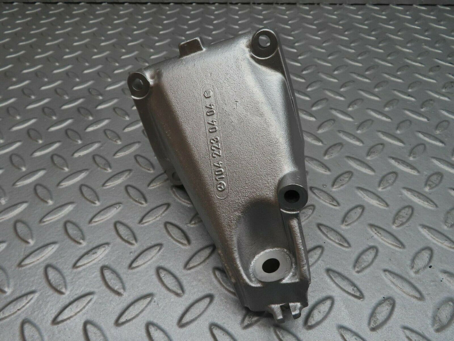 12180 Mercedes-Benz R129 300SL Coupe Engine Mount Bracket Left Side 1042230404