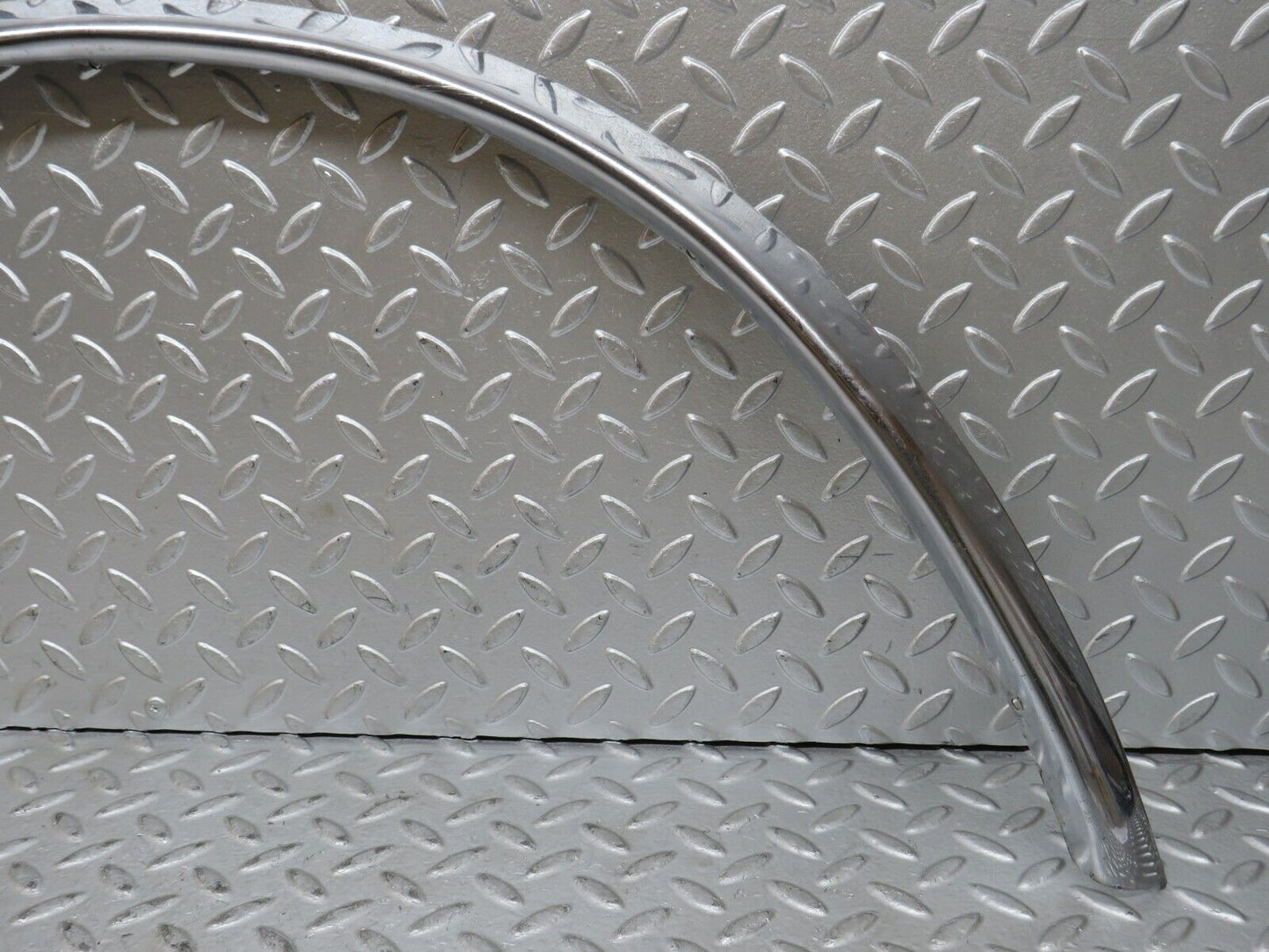 28180 Mercedes-Benz W123 280E Wheel Arch Chrome Fender Trim Front Left