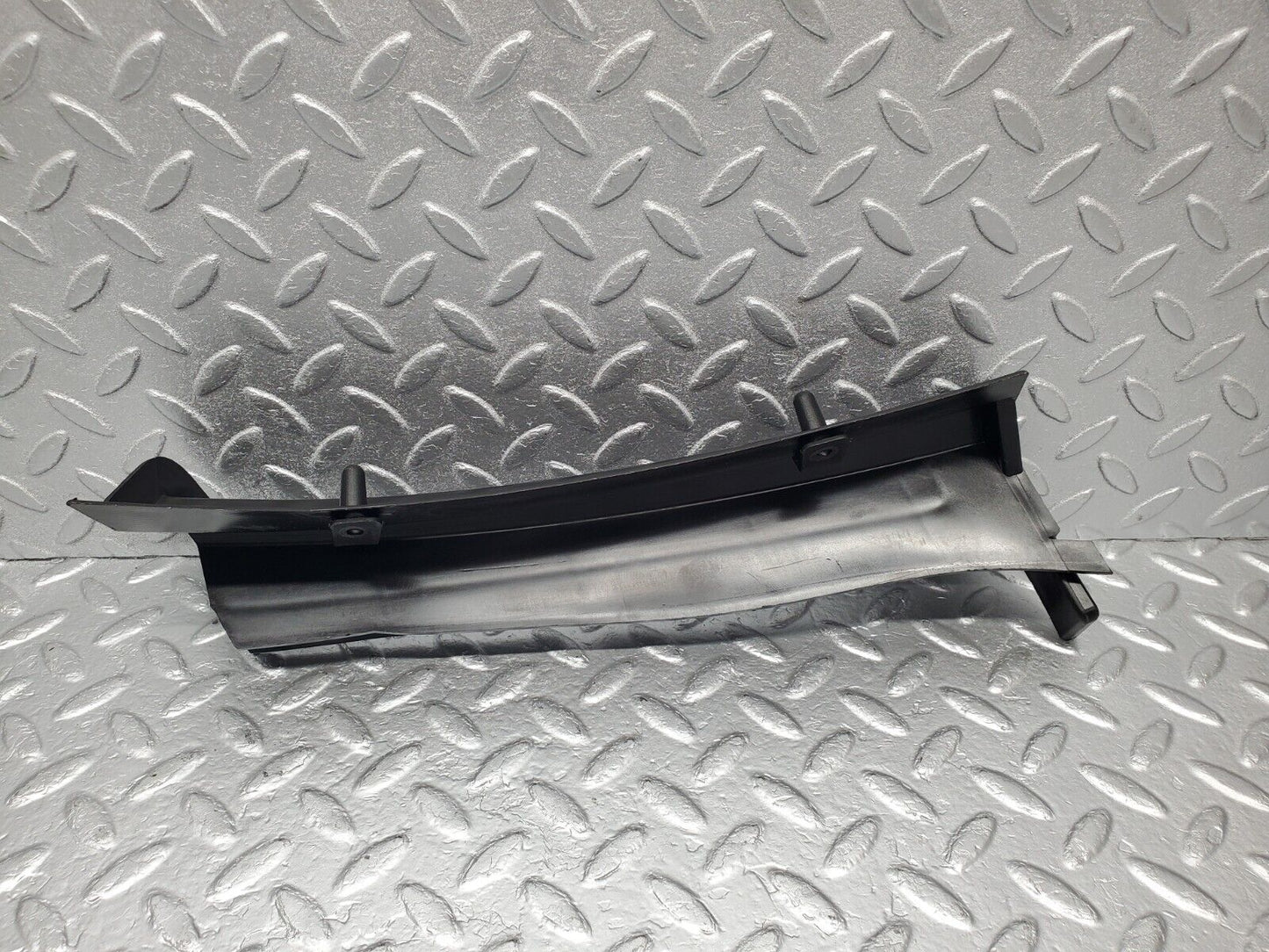 46891 Mercedes-Benz R129 320SL Coupe Windscreen Drain Channel Right Side 1298310636