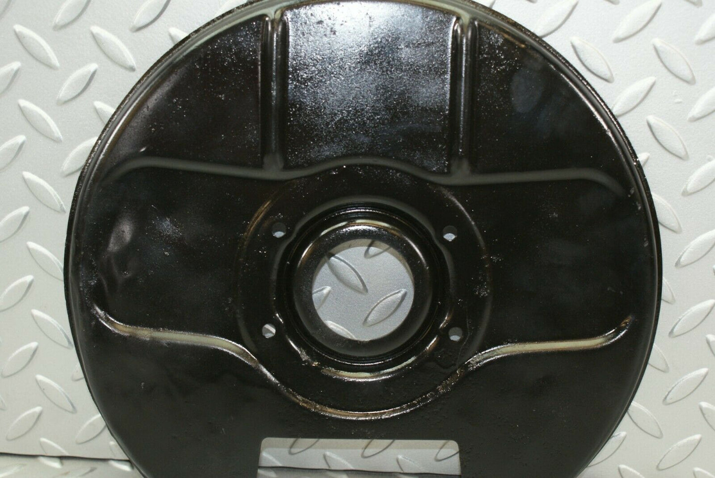 3208 Mercedes-Benz W115 220D Rear Brake Disc Protection Plate