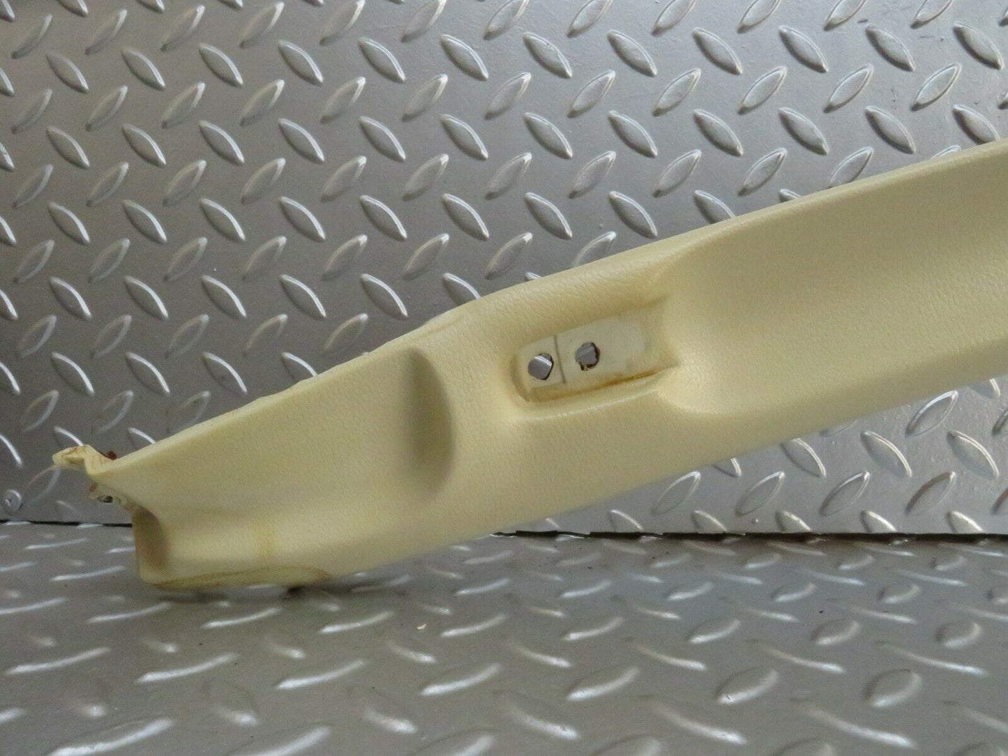 23737 Mercedes-Benz C107 450SLC Coupe C Pillar Cover Beige Right Side