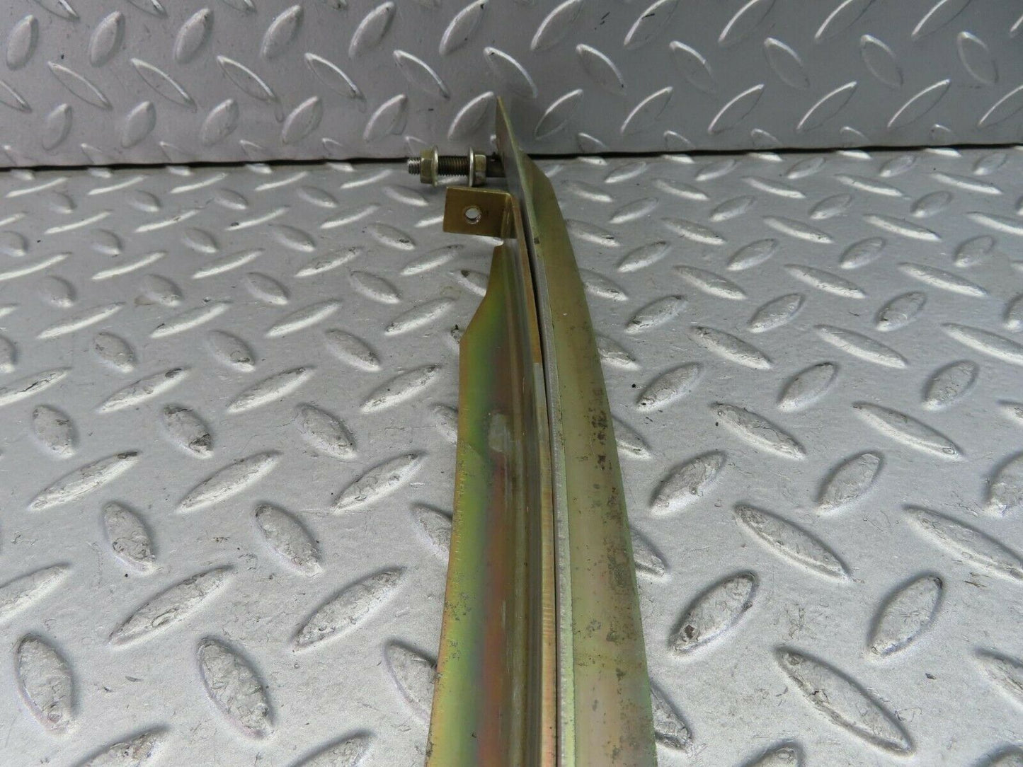 9726 Mercedes-Benz C123 280CE Coupe Front Left Door Window Channel Pair