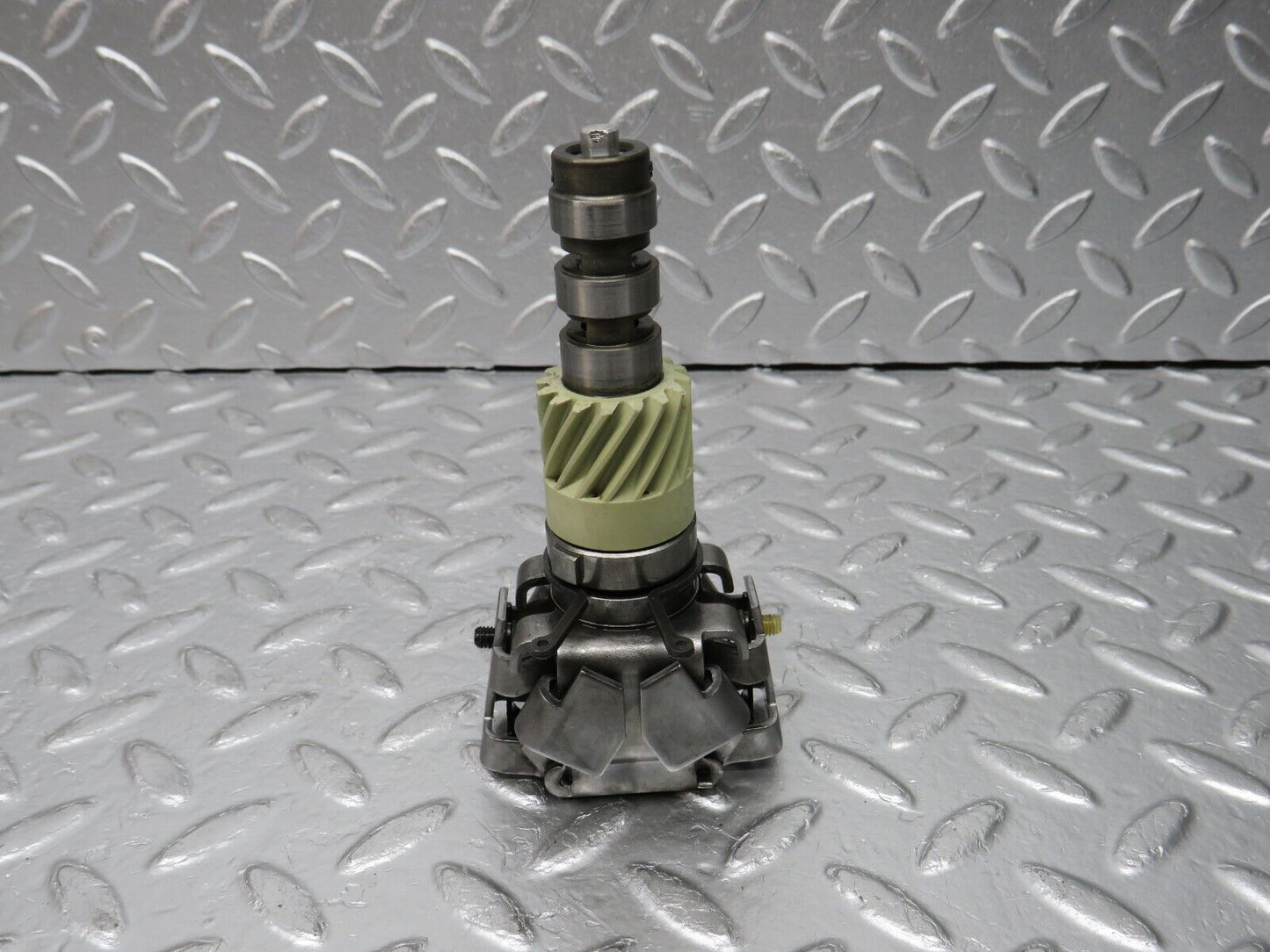 30956 Mercedes-Benz W124 230E Automatic Gearbox Governor 722.408