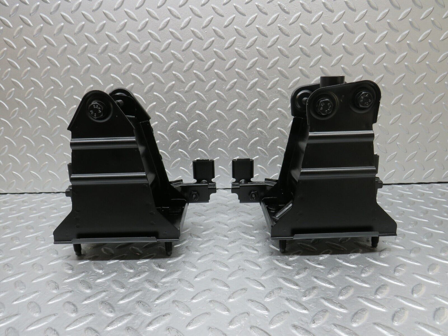 35255 Mercedes-Benz W221 Rear Bumper Reinforcement Crash Bar Bracket