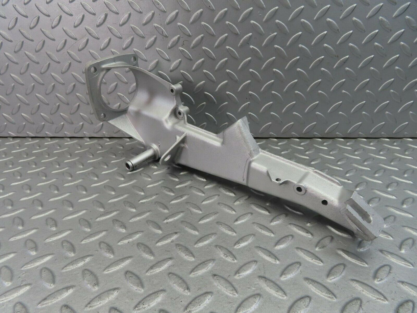 8520 Mercedes-Benz R107 Brake Pedal Bracket 1072941101