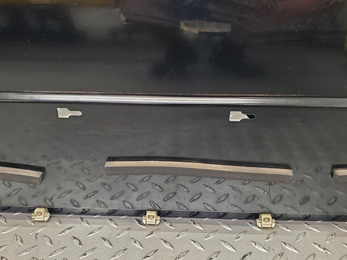 W201 Baby Benz front right door used OEM