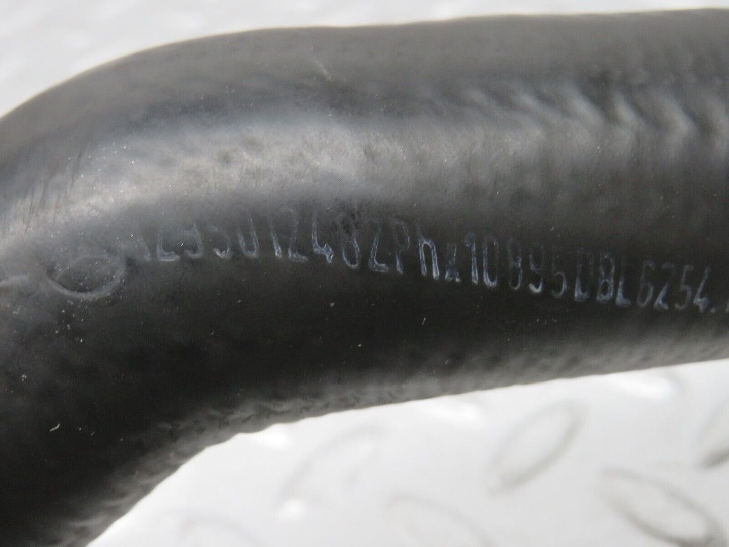 38569 Mercedes-Benz R129 280SL Coupe Radiator Lower Hose Pipe 1295012482