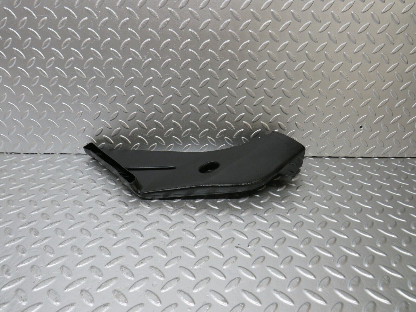 25137 Mercedes-Benz W201 190D Air Duct Heater Ventilation Right 2018312246