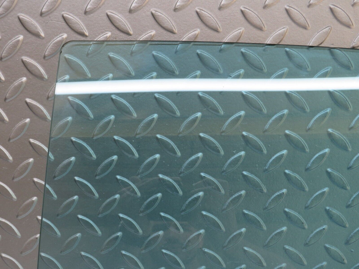 34973 Mercedes-Benz W210 320E Rear Left Door Window Glass