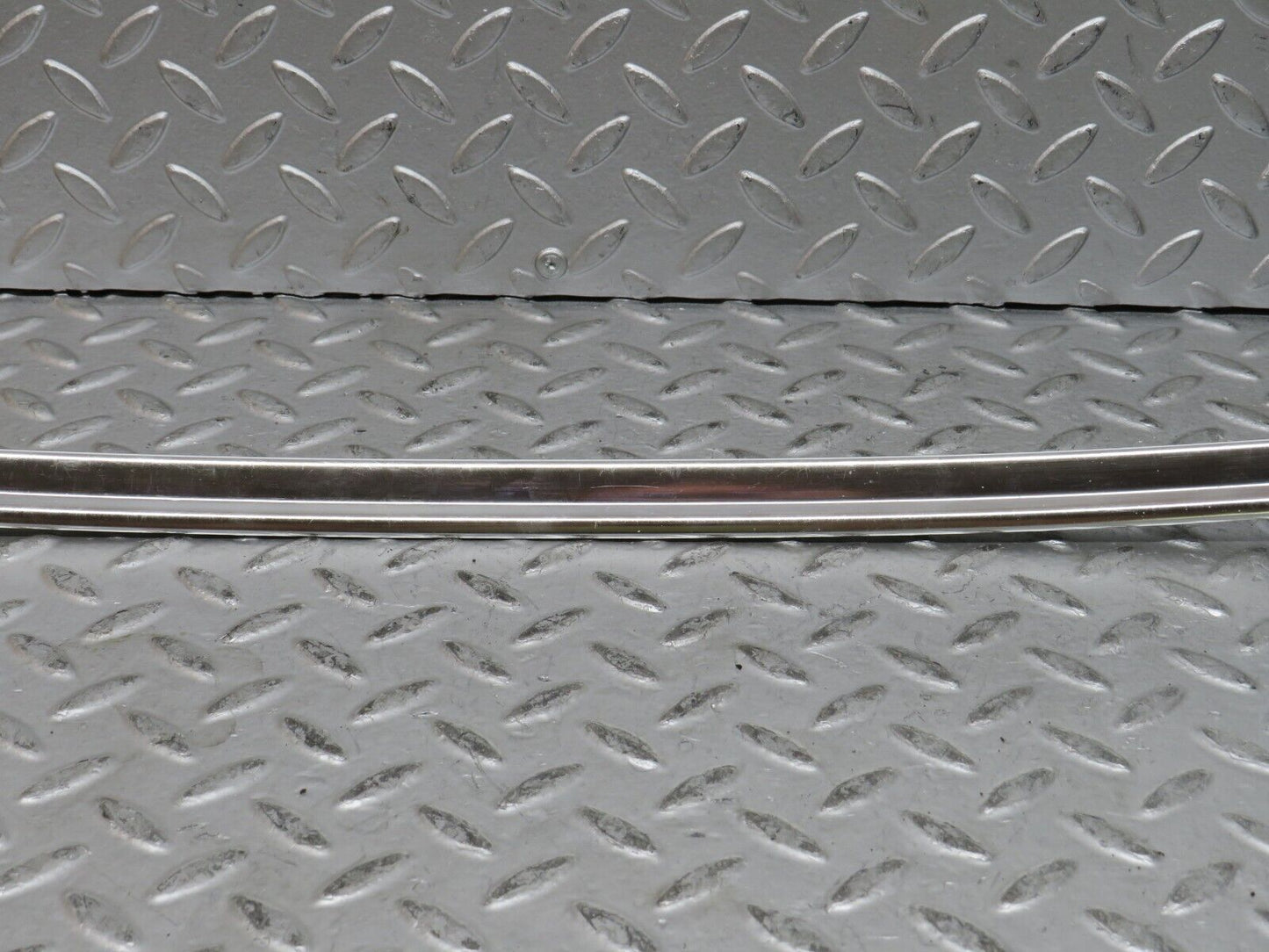 28182 Mercedes-Benz W123 280E Rear Windscreen Chrome Frame