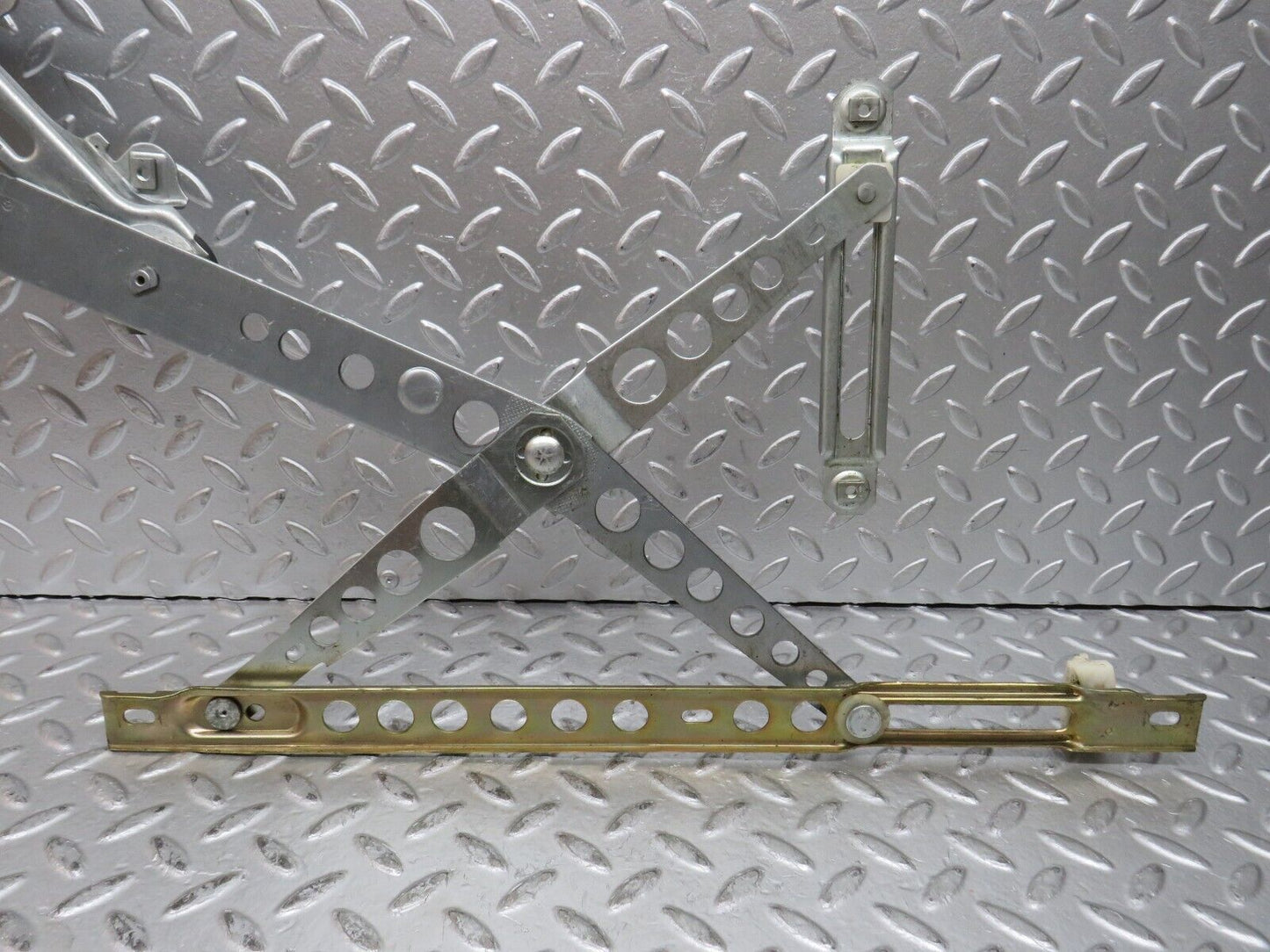 28243 Mercedes-Benz S123 240D Wagon Front Right Manual Window Regulator