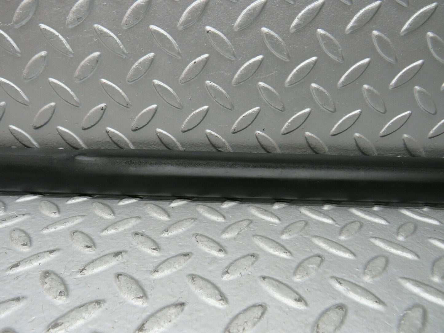 22268 Mercedes-Benz S123 280TE Wagon Rubber Seal Trim Right Side