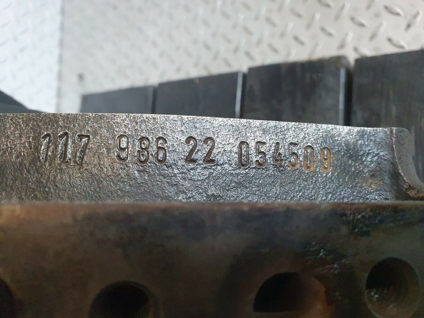 17827 Mercedes-Benz W116 450SEL Engine Block 1170111101 M117.986