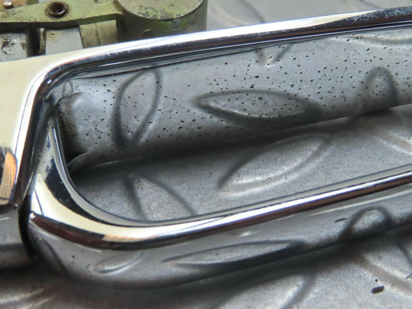 8751 Mercedes-Benz W116 Chrome Door Handle Rear Right 1167600059