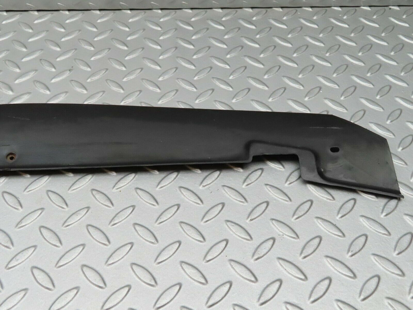 3917 Mercedes-Benz S123 200T Wagon Front Bumper Centre Filler Trim 1238853023